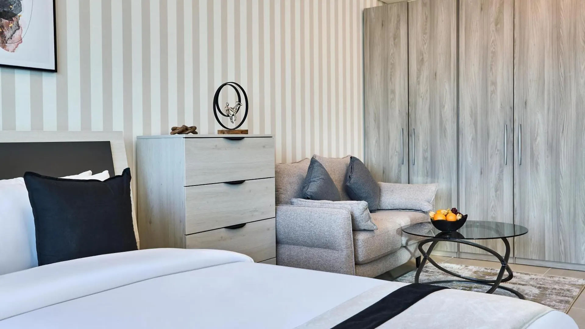Apartment Luxury Studio - Sol Bay Tower - Business Bay By Stayfinity Dubai